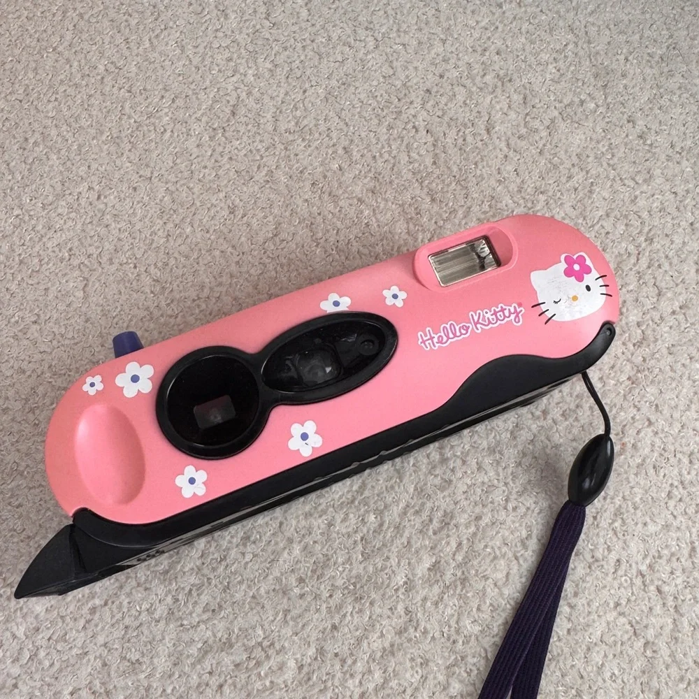 Polaroid Pink Hello Kitty Camera